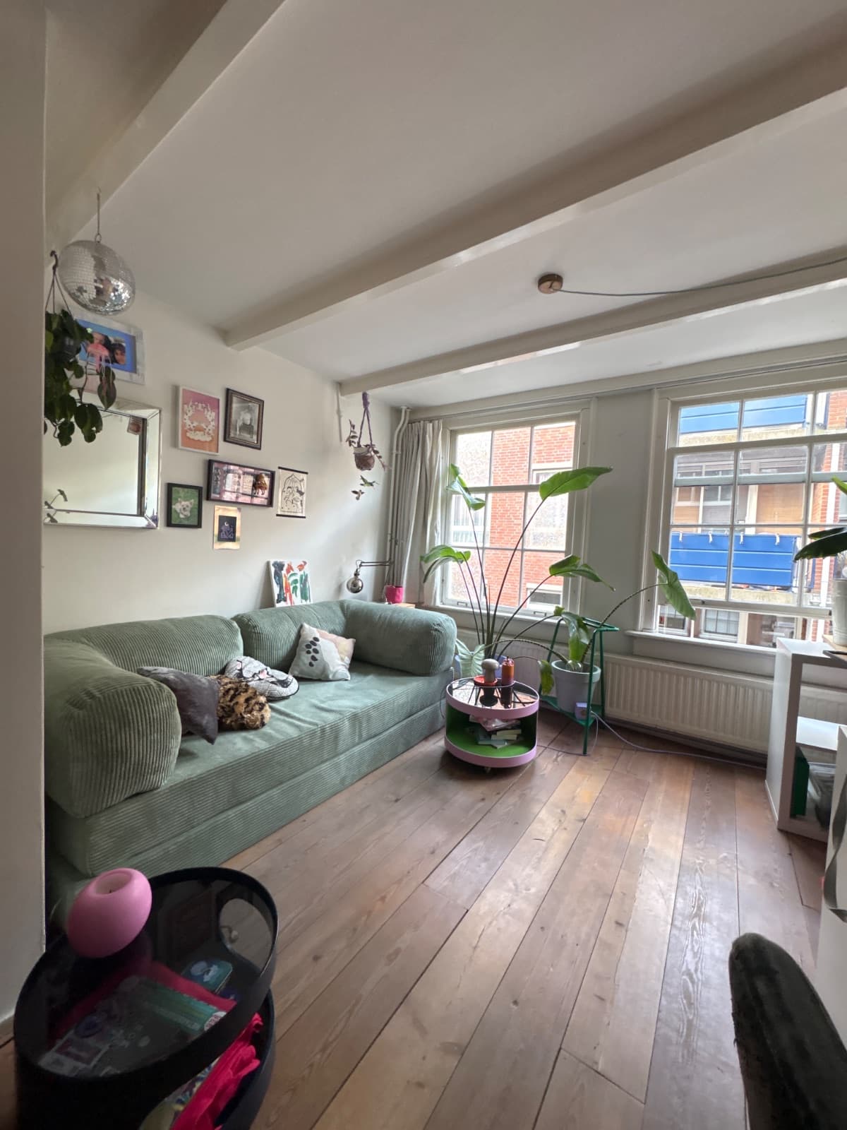 ‘Gingerbread cookie’ apartment in Jordaan